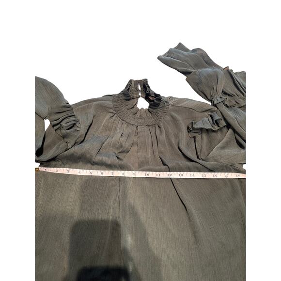 Romantic Green H&M Long Sleeve Blouse - Picture 6 of 6